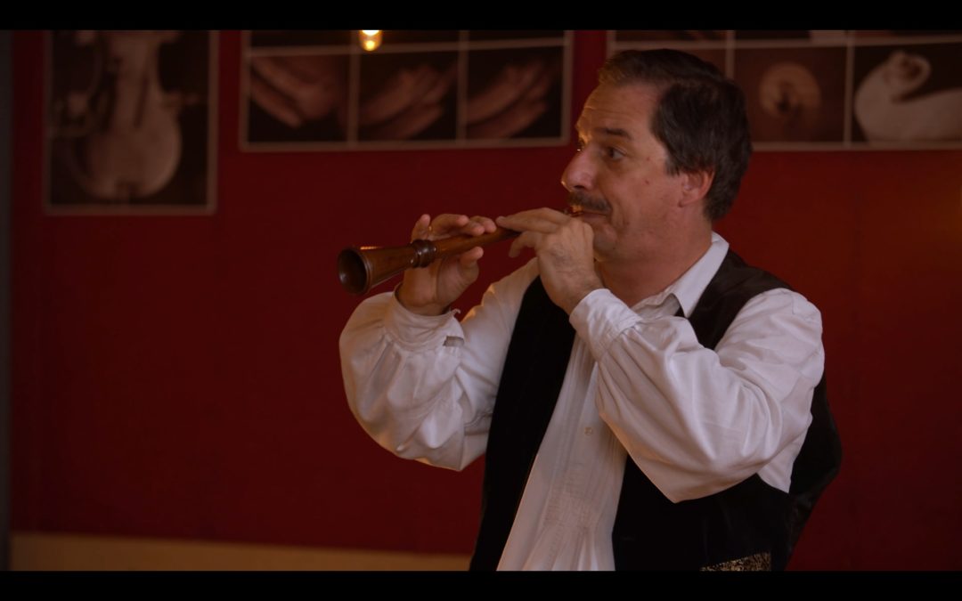 Huszárnóták: 18. századi dallamok töröksípokon