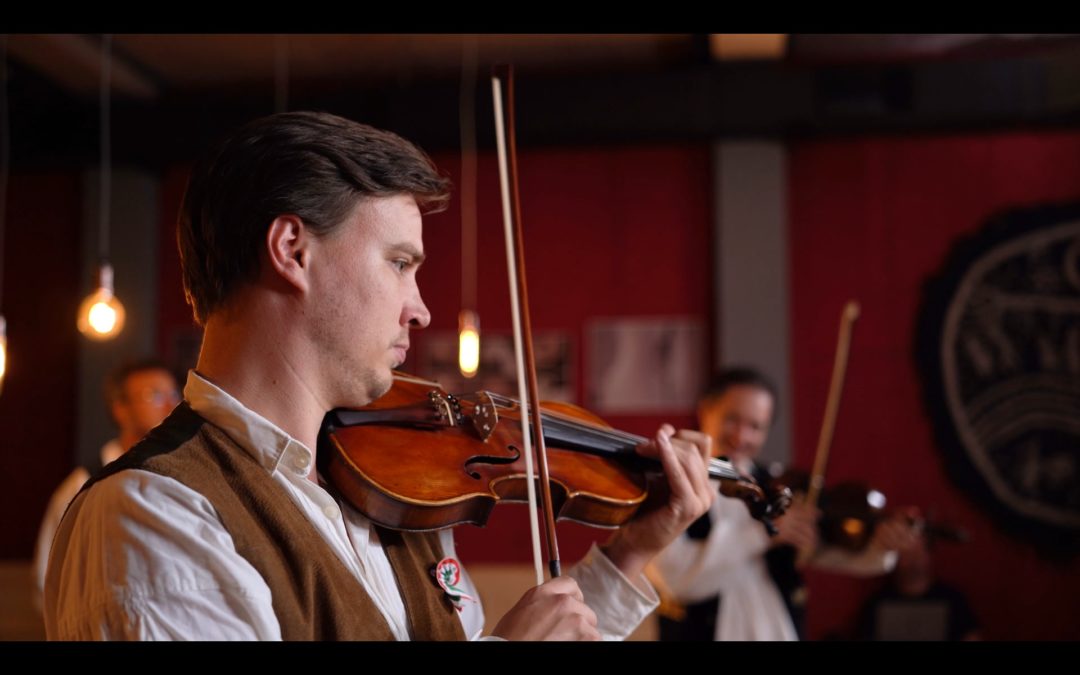 Huszárnóták:  Toborzó